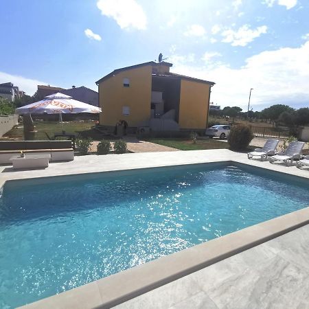 Casa Matea - 90 M From The Sea, New Private Swimming Pool Apartment Pula Luaran gambar
