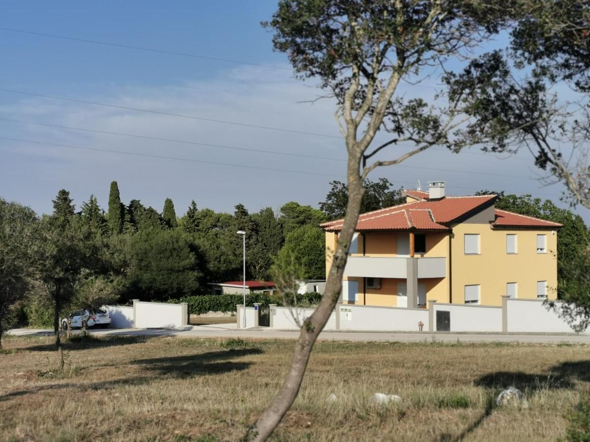 Casa Matea - 90 M From The Sea, New Private Swimming Pool Apartment Pula Luaran gambar
