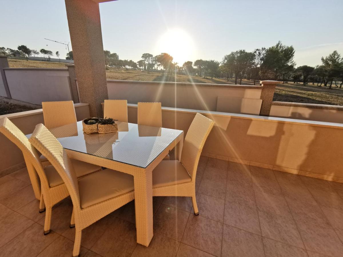 Casa Matea - 90 M From The Sea, New Private Swimming Pool Apartment Pula Luaran gambar