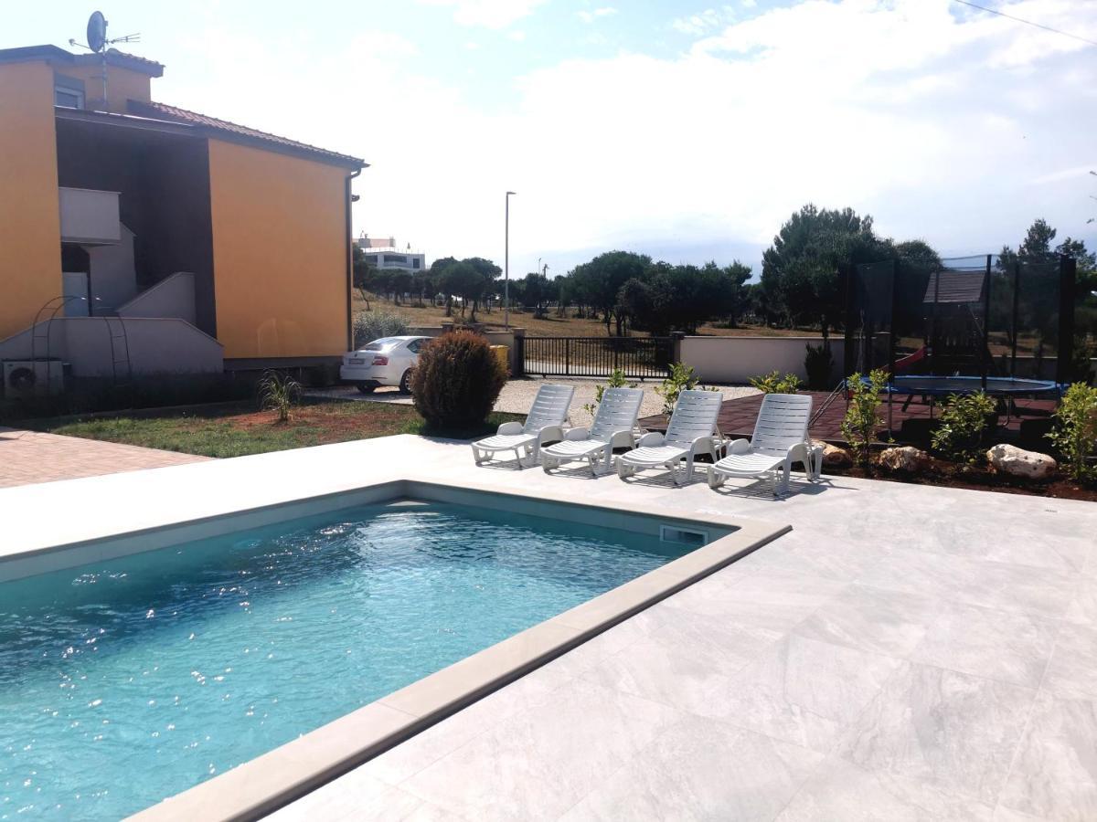 Casa Matea - 90 M From The Sea, New Private Swimming Pool Apartment Pula Luaran gambar
